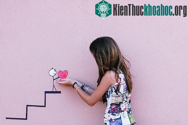 Thay vì đón Valentine một mình, hãy thử giao lưu gặp gỡ với mọi người. (Ảnh minh họa: Tổ Ấm Việt).