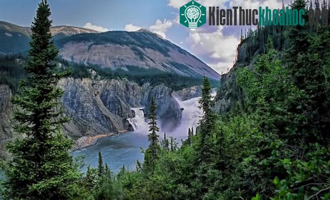 Vườn quốc gia Nahanni - Canada- ảnh 2