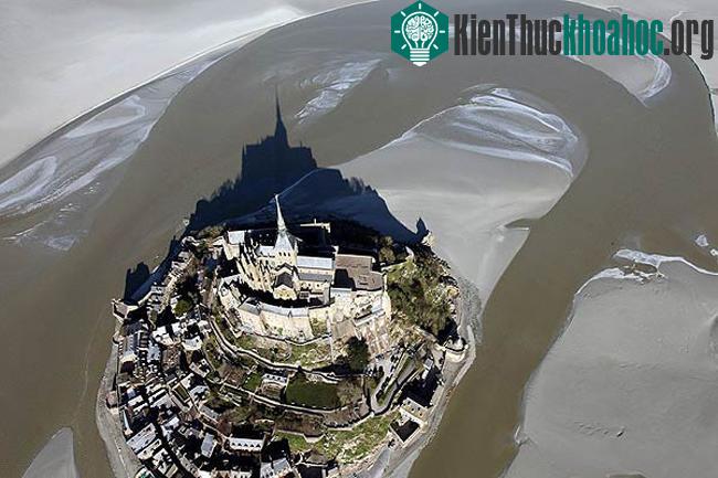 Đảo Mont Saint Michel - Pháp