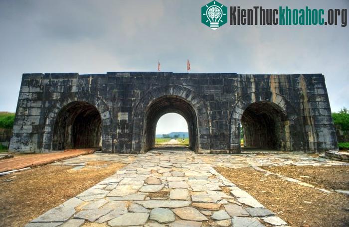Thành nhà Hồ - Công trình độc nhất vô nhị tại Việt Nam