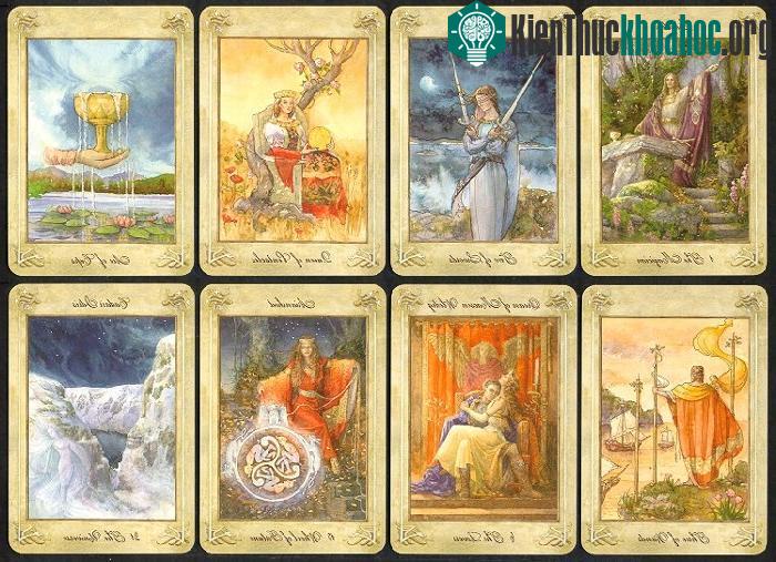 Bài giấy xuất thân từ bài Tarot.