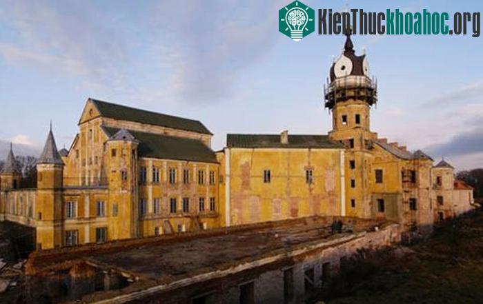 Lâu đài Nesvizh là tài sản của gia tộc Radziwill