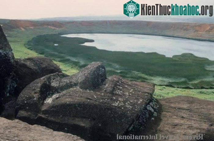 Vườn quốc gia Rapa Nui là hòn đảo cô lập nhất thế giới hiện nay, nơi đây có cảnh quan tuyệt đẹp cộng với lịch sử và văn hóa rất đặc biệt mà không nơi ...