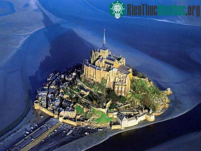 Đảo Mont Saint Michel - Pháp