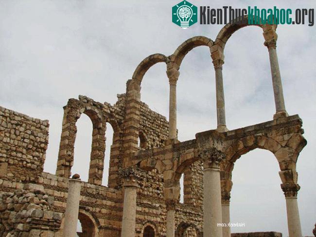Các công trình La Mã ở Arles - Pháp