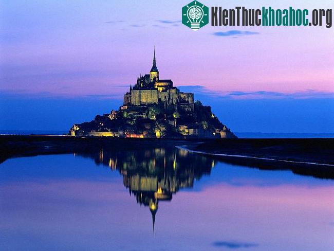 Đảo Mont Saint Michel - Pháp