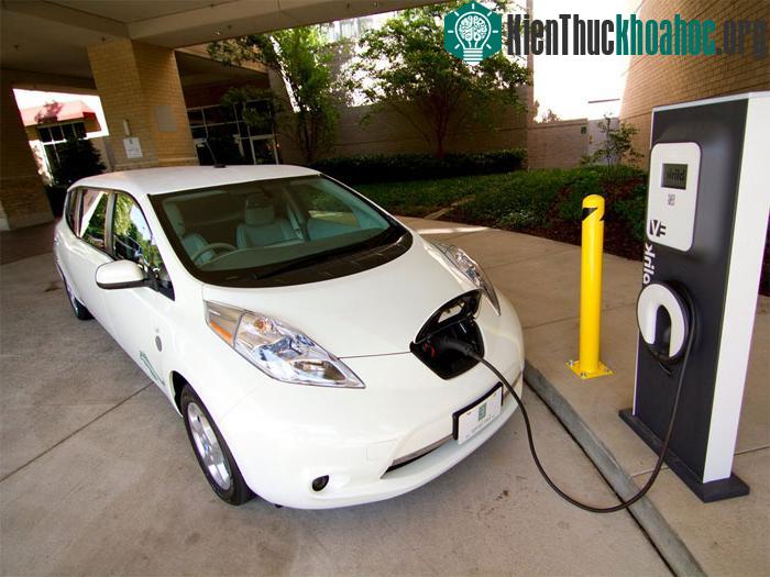 Leaf chỉ có thể chạy 160km nên mức giá của nó chỉ 30.000 USD.