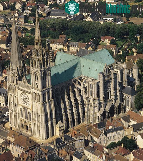 Nhà thờ Đức Bà Chartres - Pháp