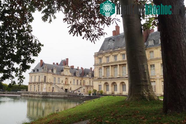 Lâu đài Fontainebleau - Pháp- ảnh 17