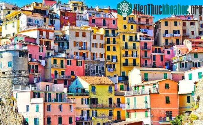 Với vị trí đặc biệt như vậy, Valparaiso từng là một trong những thành phố thịnh vượng nhất châu Mỹ, được ví như một San Francisco thu nhỏ.