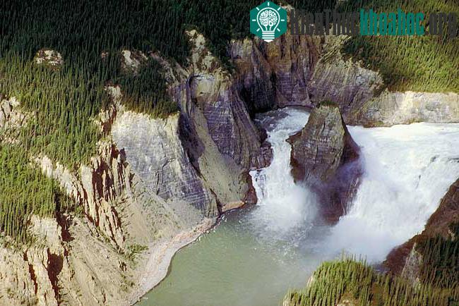 Vườn quốc gia Nahanni - Canada- ảnh 3