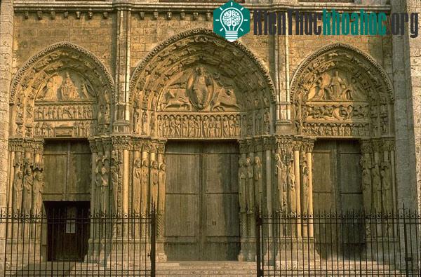 Nhà thờ Đức Bà Chartres - Pháp