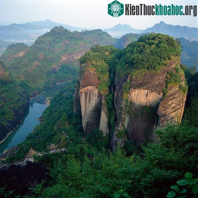 Thắng cảnh Vũ Di Sơn - Di sản hỗn hợp của Trung Quốc