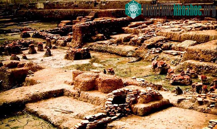 Khu di tích trung tâm Hoàng Thành Thăng Long - Hà Nội