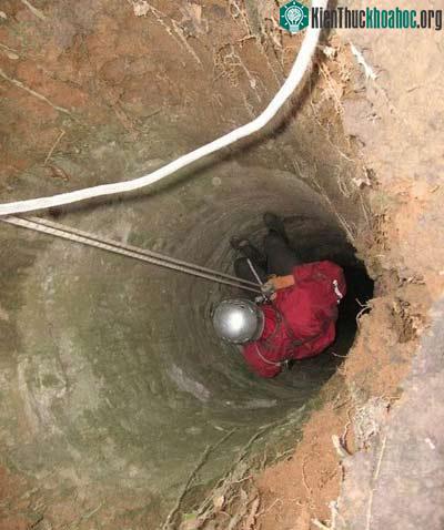 Những hố tròn bí hiểm ở Nga ảnh 2