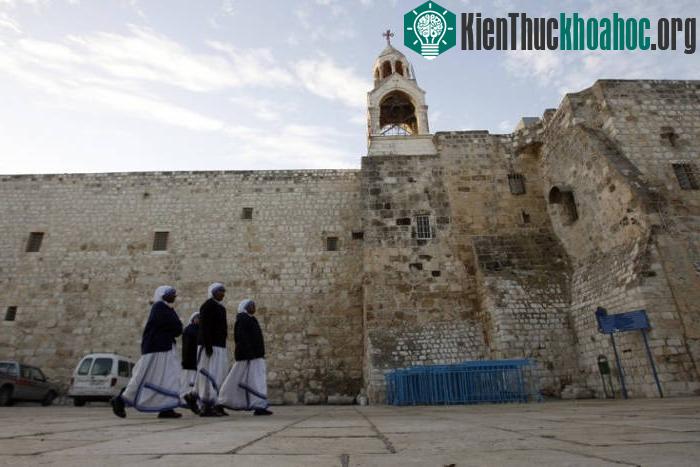 Hình ảnh bên ngoài nhà thờ Bethlehem