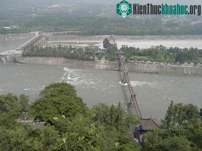Lý Binh một viên quan thời Tần đã áp dụng kiến thức khoa học để tạo nên một công trình thủy lợi nổi tiếng thế giới