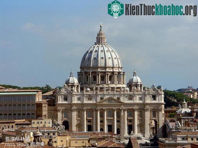 Trung tâm lịch sử của Rome - Italy