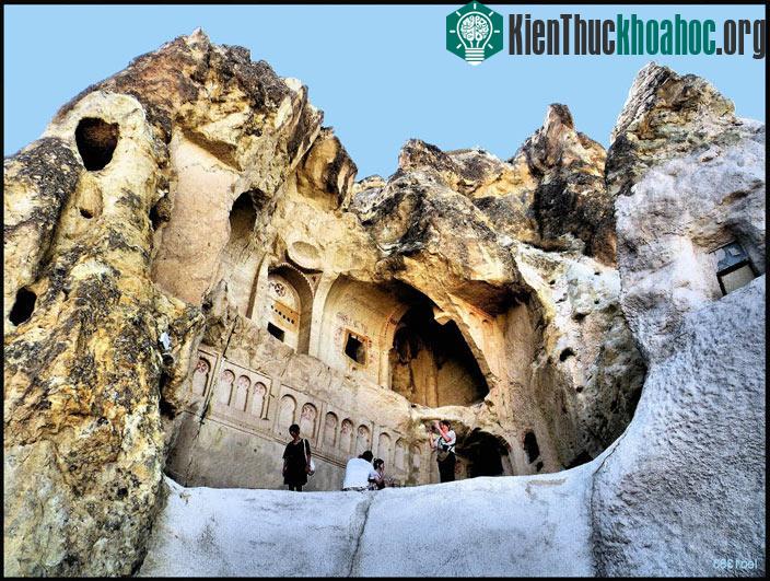 Vườn quốc gia Goreme và khu núi đá Cappadocia