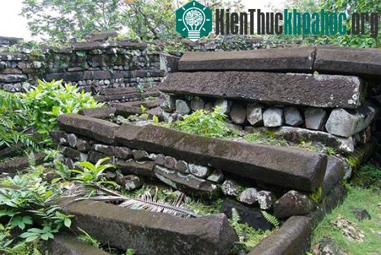 Bí ẩn của thành phố xây từ đá của người khổng lồ ảnh 3