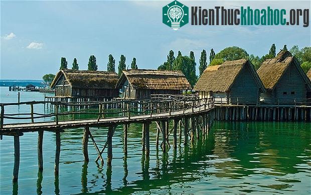 Nhà ở Pile thời tiền sử xung quanh dãy núi Alpes của nước Áo là minh chứng quan trọng về xã hội tiền sử.