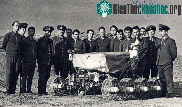 10/11/1970 - Xe tự hành Lunokhod-1 của Liên Xô được phóng lên vũ trụ