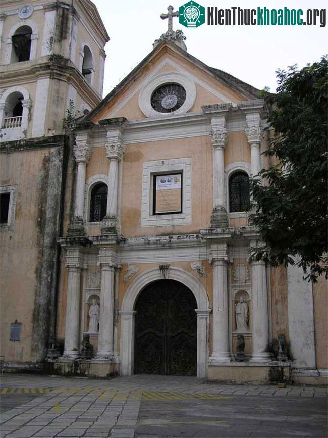 Các nhà thờ kiểu Baroque - Philippines