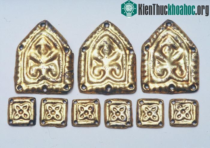 Từ thế kỷ thứ nhất đến thế kỷ thứ 4 sau công nguyên, khu vực hai bên bờ sông Neris bắt đầu xuất hiện những nhóm người sinh sống