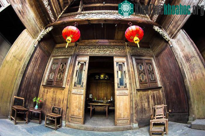 Một căn nhà cổ tại tại hai thôn Hoàng Thôn và Tây Đệ