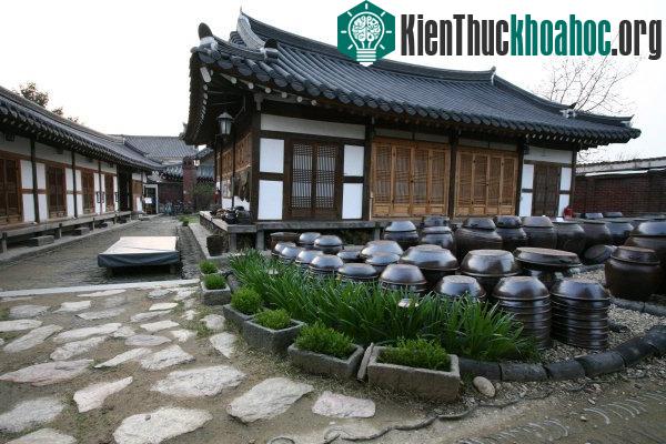 Làng Yangdong được xây dựng vào khoảng thế kỷ 14 - 15.