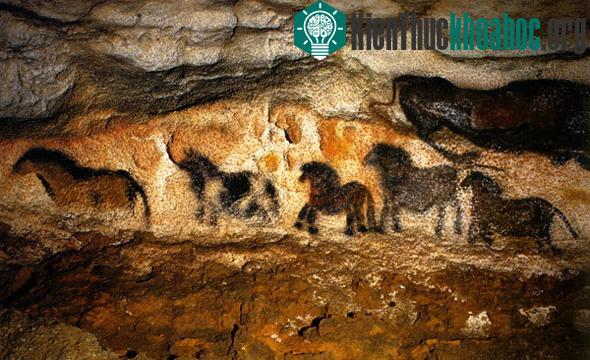 Di chỉ khảo cổ thời tiền sử ở thung lũng Dordogne và các hang động ở thung lũng Vézère - Pháp