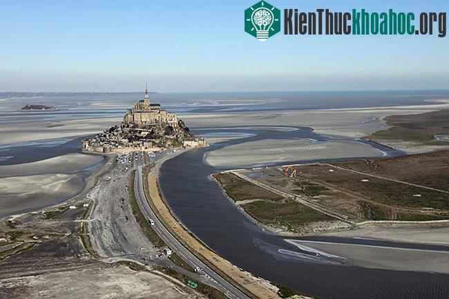 Đảo Mont Saint Michel - Pháp
