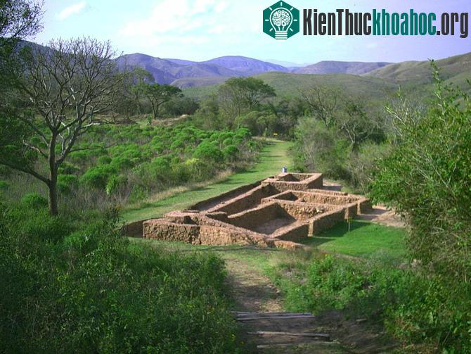 Dấu tích của khu định cư xưa kia do người Tây Ban Nha cho xây dựng cũng còn lại rất ít