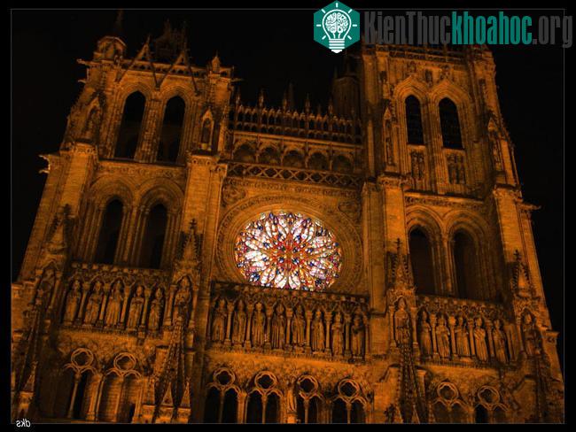 Nhà thờ Đức bà Amiens - Pháp