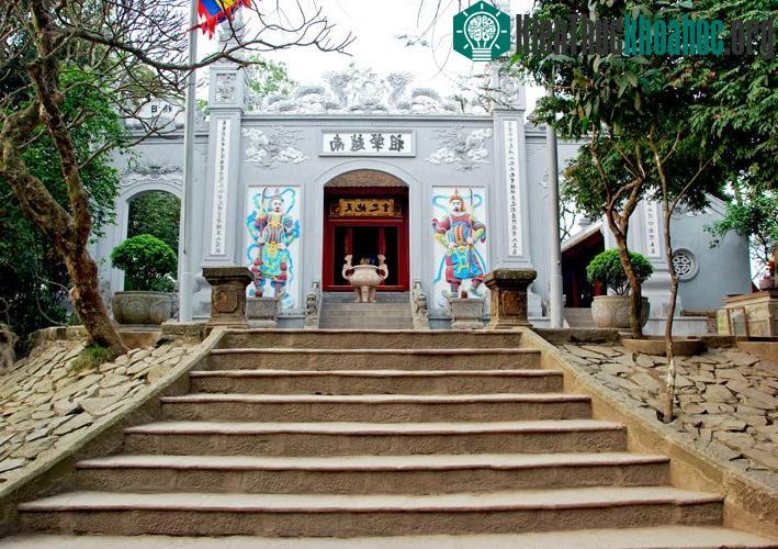 Đền Thượng