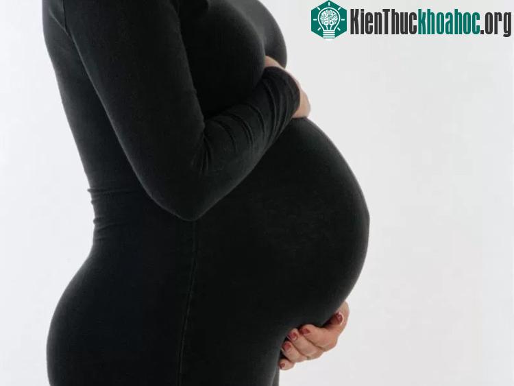 Nước ối có thể trở thành nguồn chống loãng xương quý giá trong tương lai. (Nguồn ảnh: BBC).