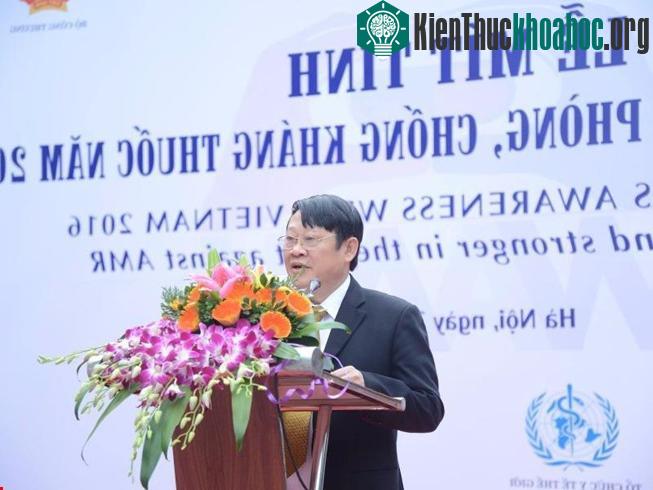 Thứ trưởng Nguyễn Viết Tiến phát biểu tại lễ mít tinh.