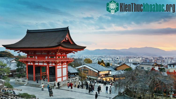 Người Nhật có một chế độ ăn uống lành mạnh nên có tuổi thọ cao.