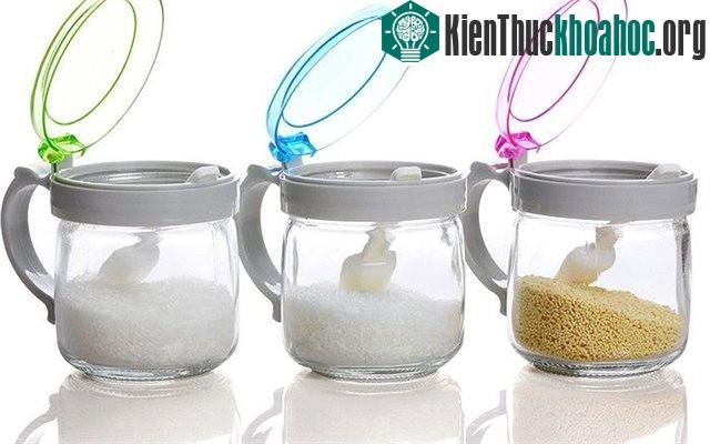 Gia vị giúp món ăn đậm đà, thơm ngon hơn.