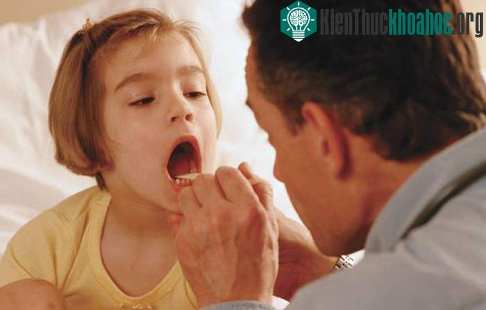 Trẻ em là đối tượng hay mắc bệnh bạch hầu