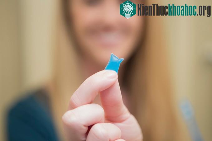 Thiết kế từng gói nhỏ giúp chấm dứt tình trạng lãng phí khi kem dính vào vỏ đựng hay sự vất vả khi phải nặn kem lúc sắp hết.