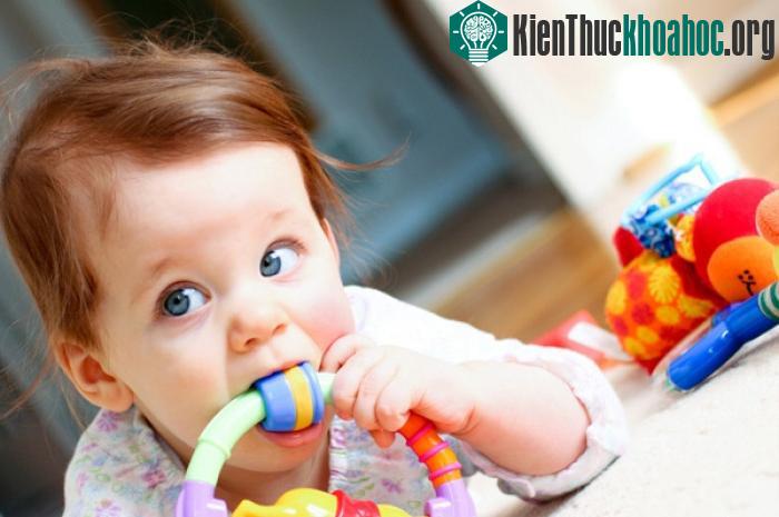 Chì không có vai trò có lợi về sinh lý với cơ thể.