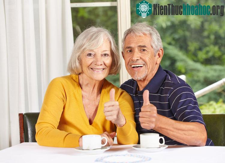 Bệnh nhân cao huyết áp cần phải giảm tiêu thụ các loại trà, cà phê...