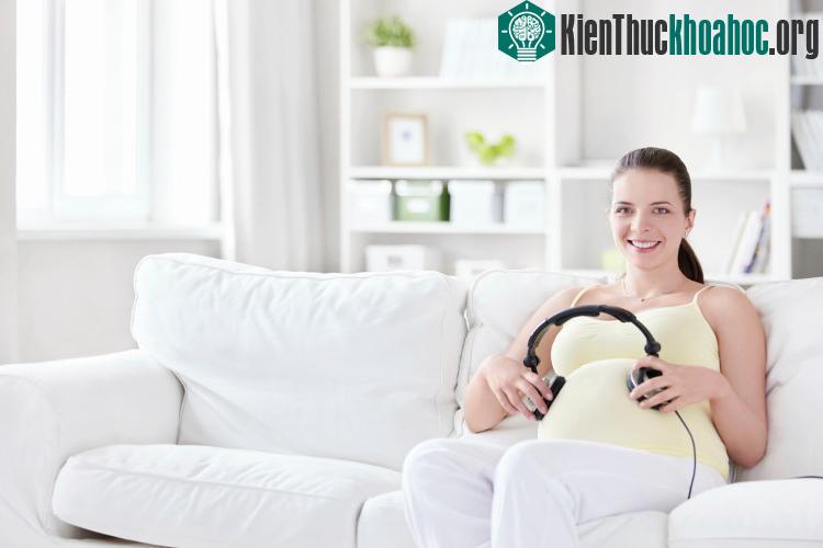 Phát hiện của các nhà khoa học sẽ hướng dẫn phụ nữ mang thai thay đổi chế độ ăn uống để bổ sung các loại Vitamin cần thiết.