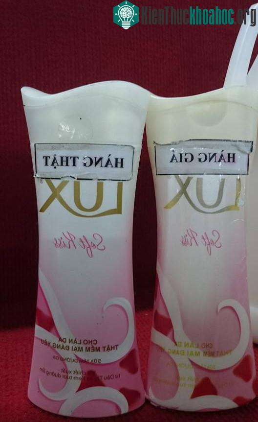 Sữa tắm Lux thật và nhái.