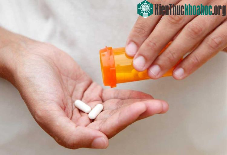 Đừng bao giờ sử dụng những viên thuốc thừa lại.