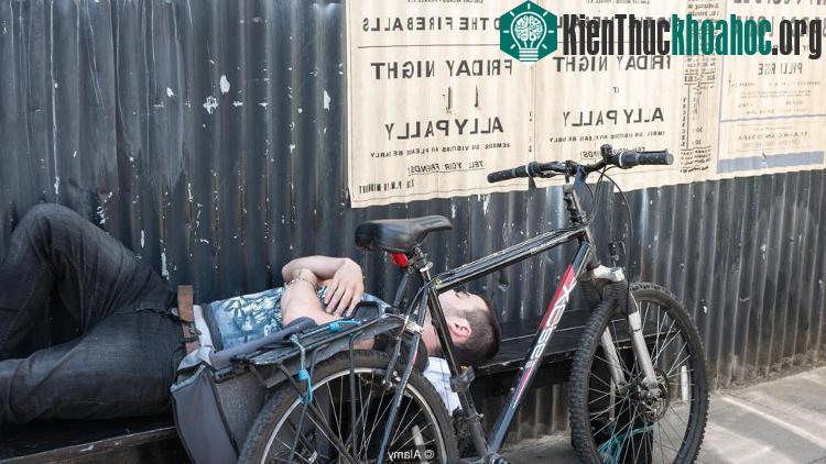 Căn bệnh này có tên gọi chính thức là "suy nhược thần kinh".