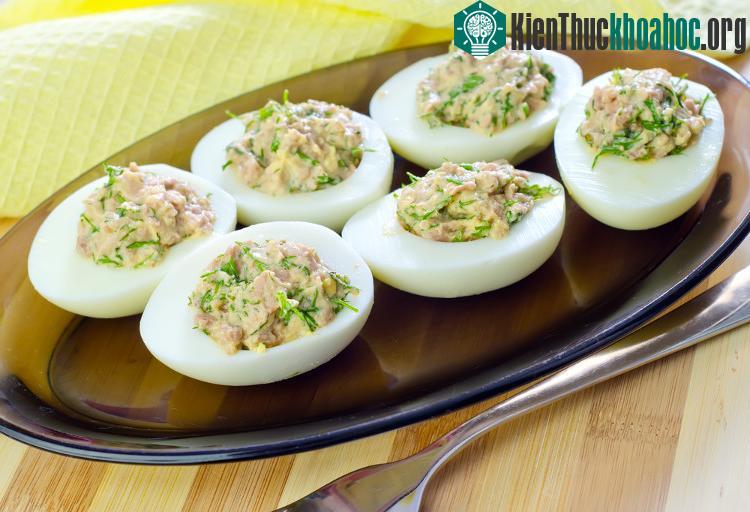 Trứng với bột yến mạch