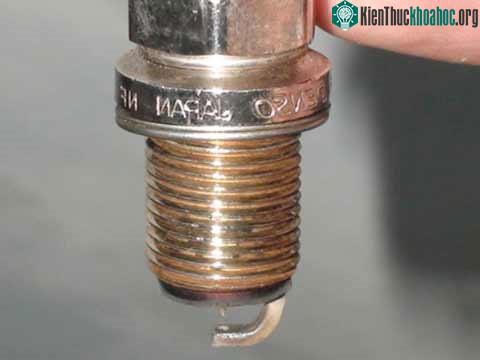 Khởi động xe bằng laser thay cho bugi ảnh 0