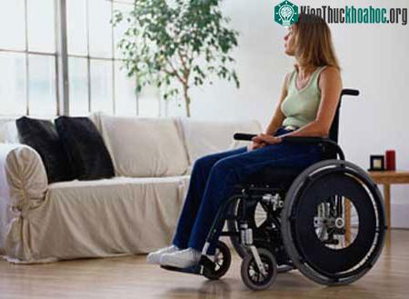 Điều khiển xe lăn bằng hơi thở ảnh 0